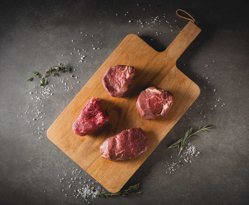 Schneidebrett mit Filet Medaillons